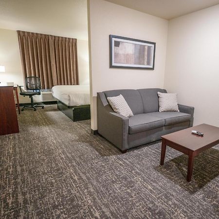 Cobblestone Hotel & Suites - Lamar Bagian luar foto