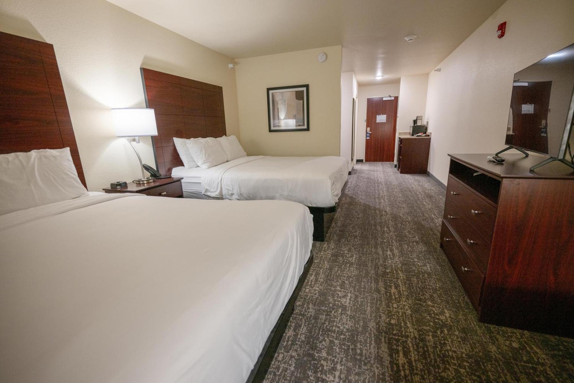 Cobblestone Hotel & Suites - Lamar Bagian luar foto