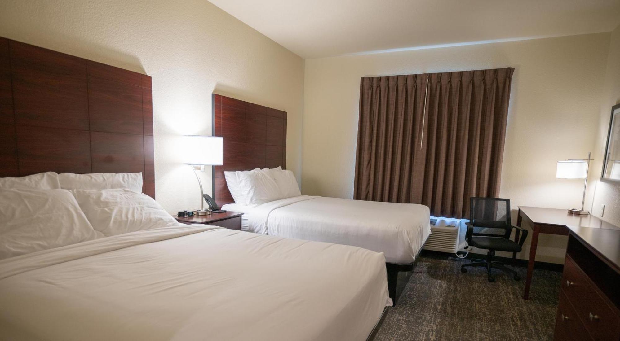 Cobblestone Hotel & Suites - Lamar Bagian luar foto